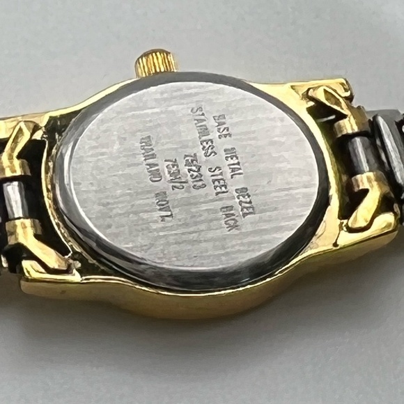 ARMITRON NOW Diamond Vintage Gold and Silver Flexible Bracelet Working - Picture 7 of 7